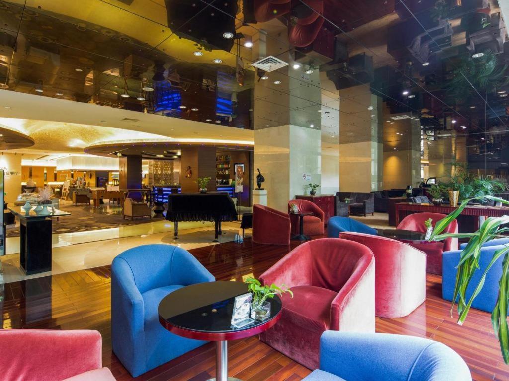 The Qube Shanghai Nanqiao Extérieur photo