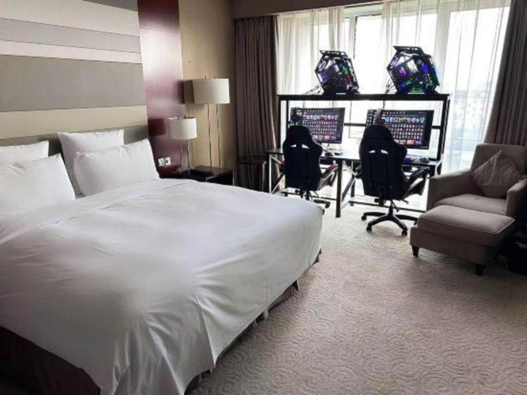 The Qube Shanghai Nanqiao Extérieur photo